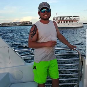 Meet your Posher, Devin